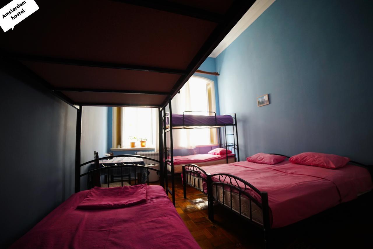 Amsterdam Hostel Баку Екстер'єр фото