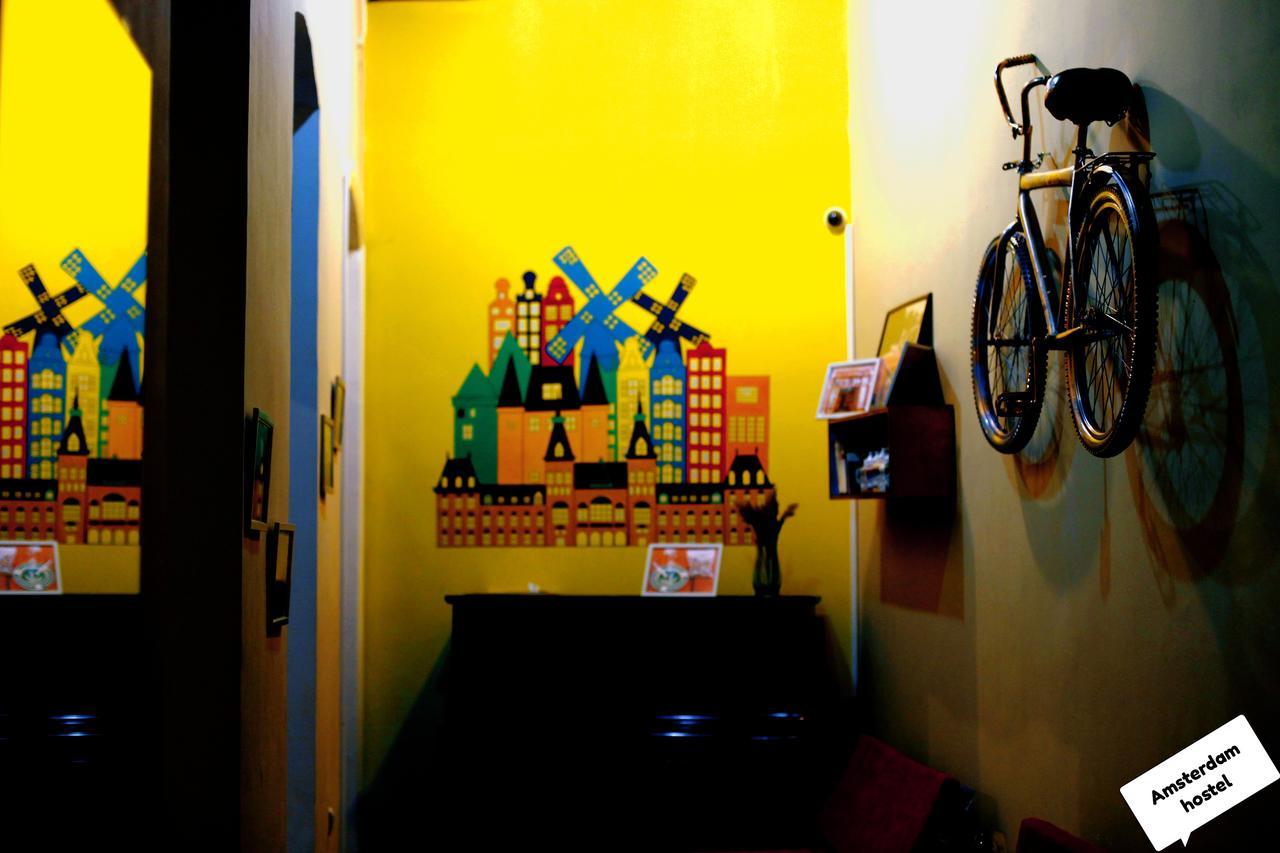 Amsterdam Hostel Баку Екстер'єр фото