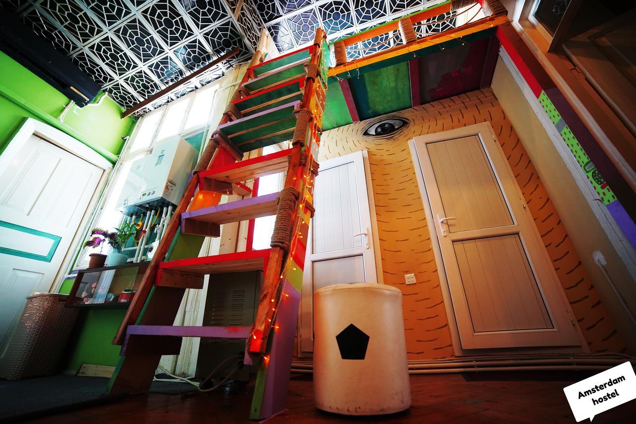 Amsterdam Hostel Баку Екстер'єр фото