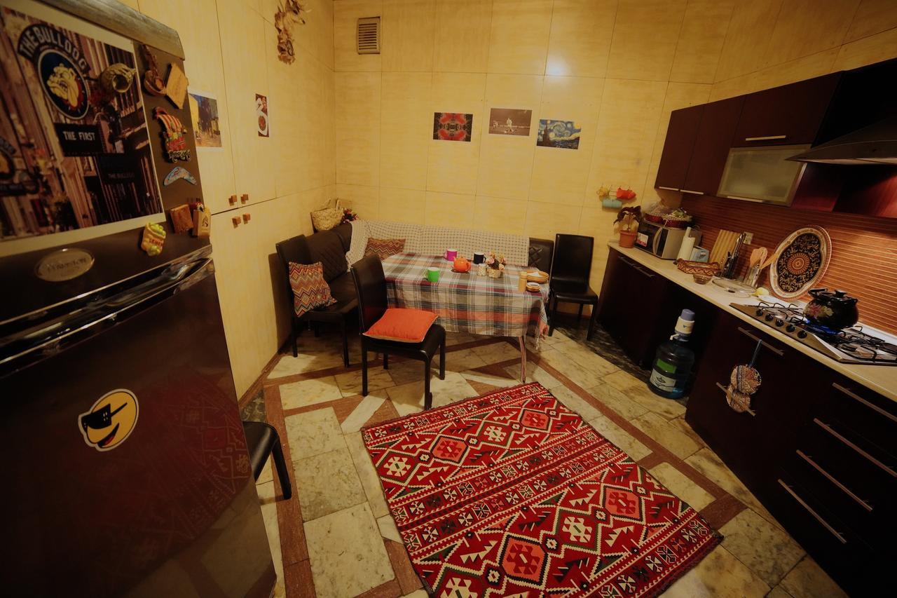 Amsterdam Hostel Баку Екстер'єр фото