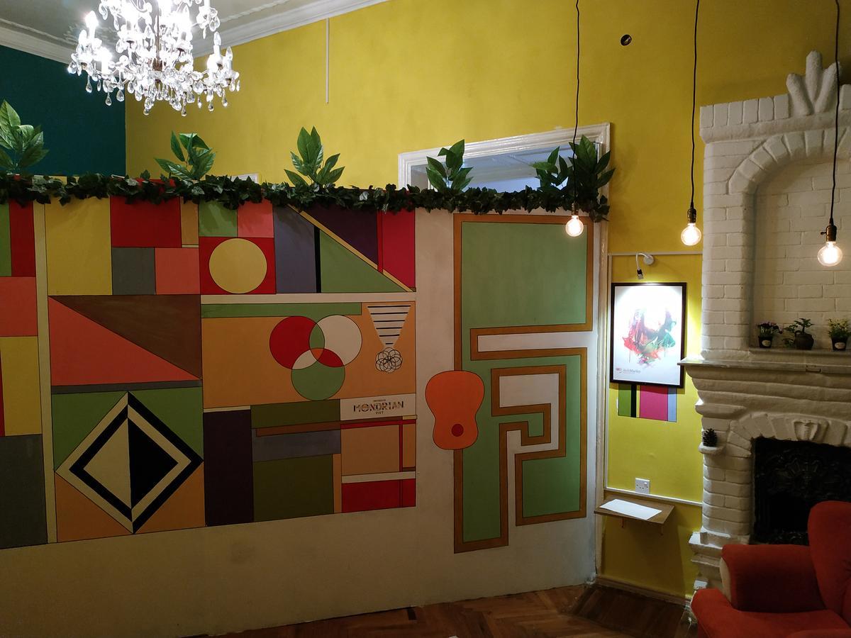 Amsterdam Hostel Баку Екстер'єр фото